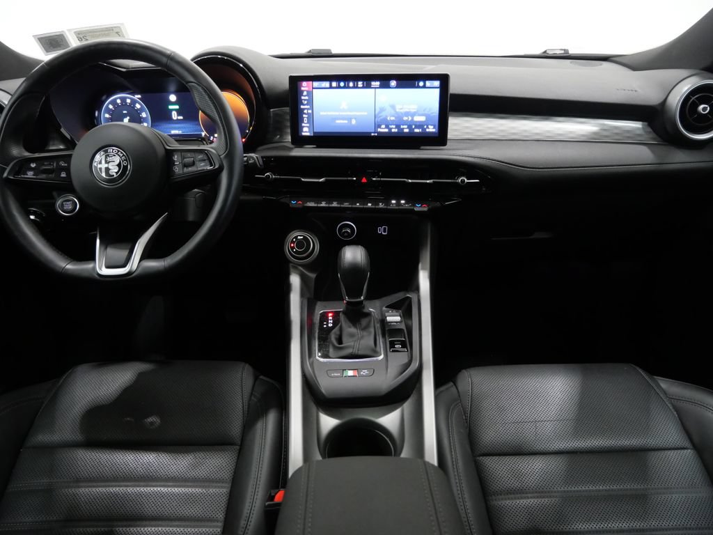 Used 2024 Alfa Romeo Tonale Ti AWD/4WD image 11