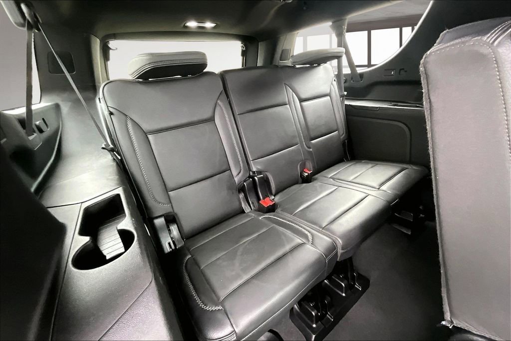 Used 2024 GMC Yukon XL Denali RWD image 26