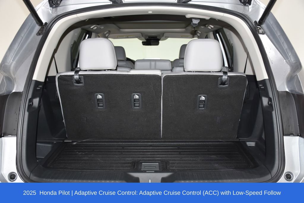 Used 2025 Honda Pilot Elite image 30