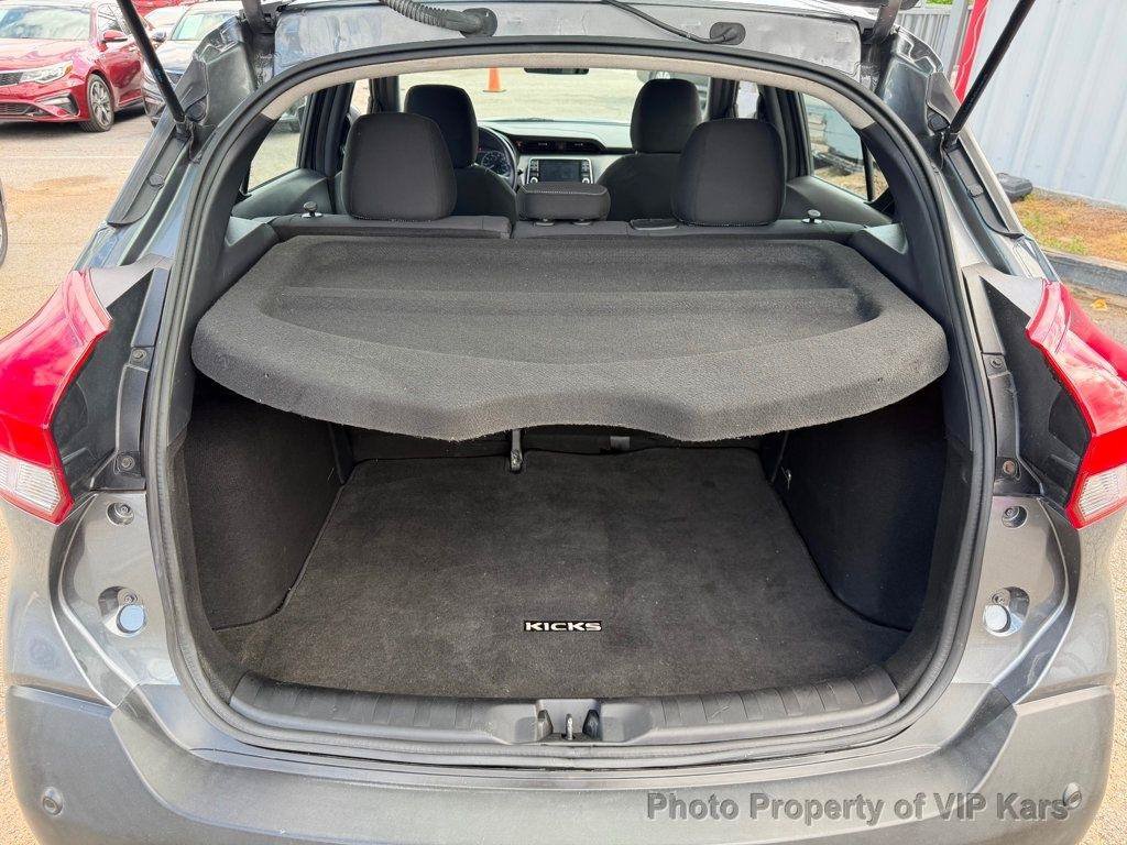 Used 2020 Nissan Kicks SV FWD image 20