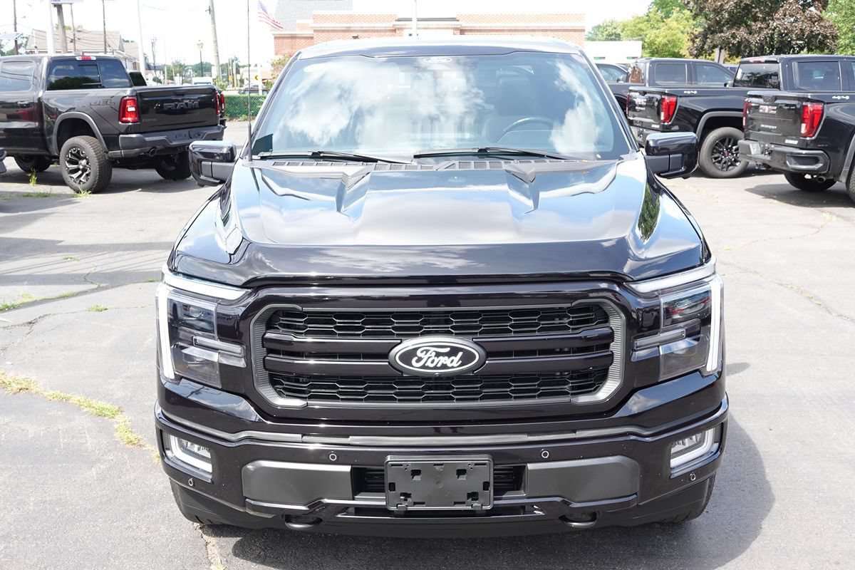 Used 2024 Ford F150 Lariat w/ Bed Utility Package AWD/4WD image 6
