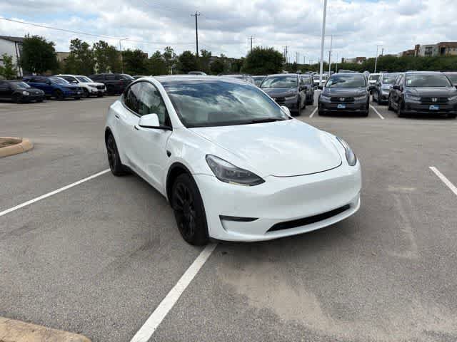 Used 2024 Tesla Model Y Long Range AWD/4WD image 7