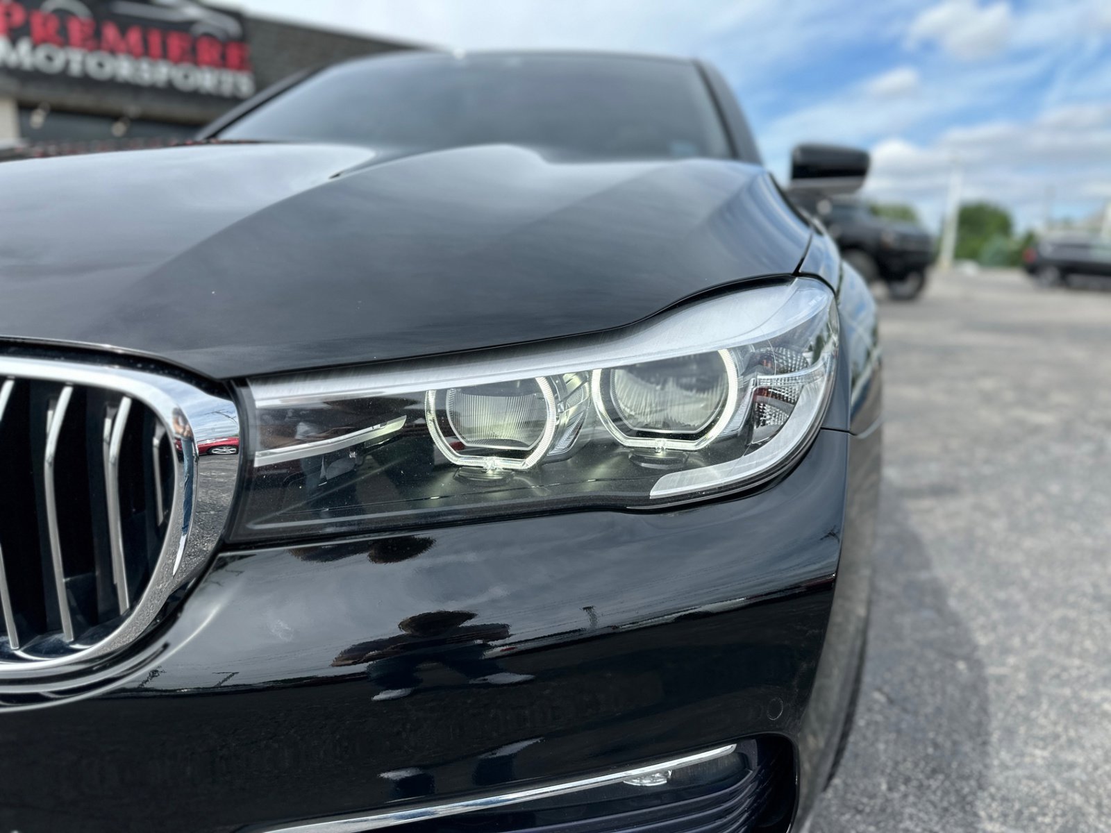 Used 2016 BMW 740i w/ Executive Package 2 RWD image 10