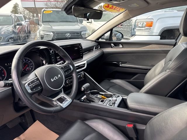 Used 2022 Kia K5 EX image 10