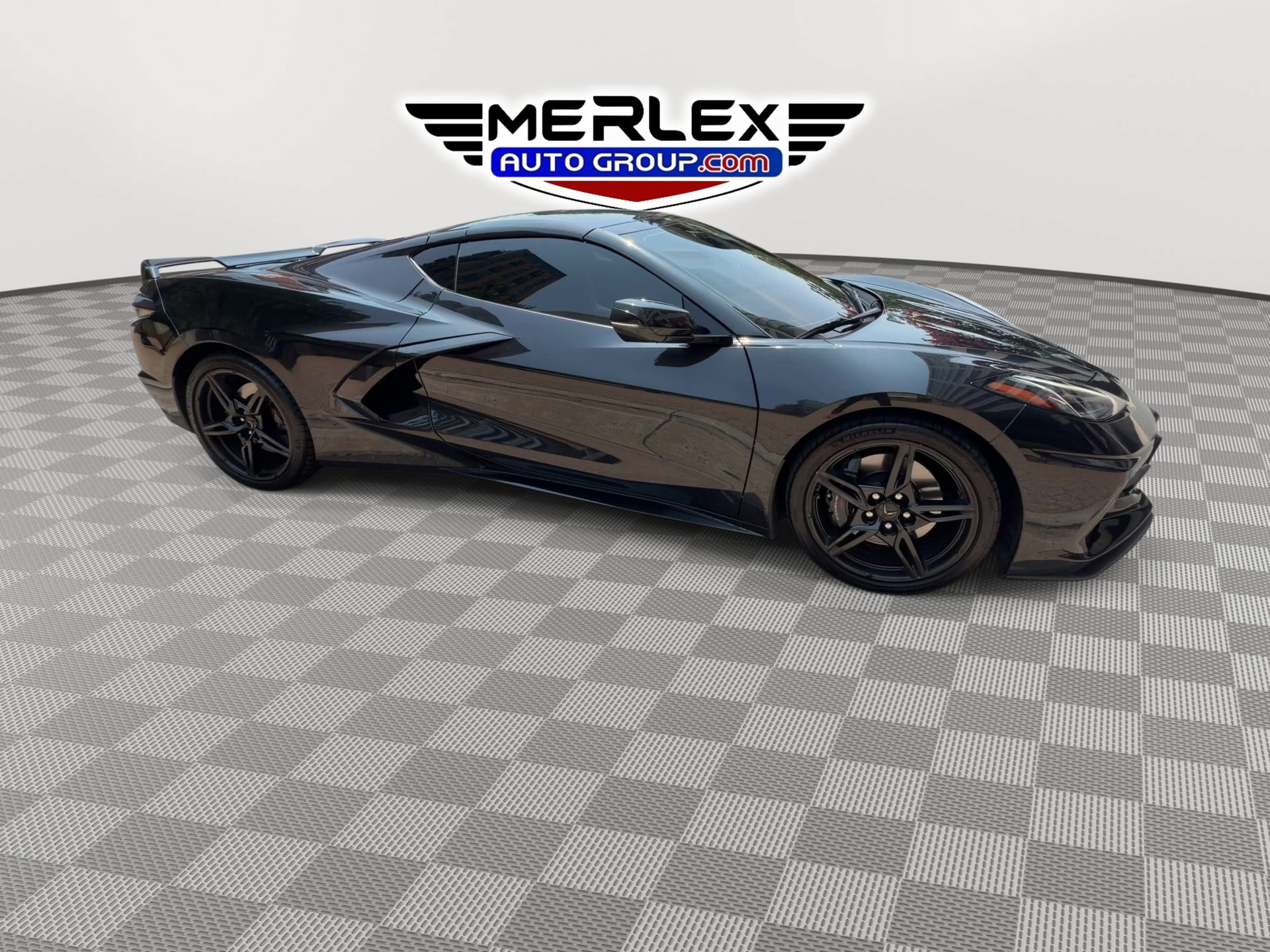 Used 2024 Chevrolet Corvette Stingray Preferred Cpe w/ Z51 Performance Package RWD image 2
