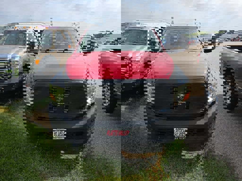 Used 2011 RAM 3500 ST w/ Cold Weather Group image 2