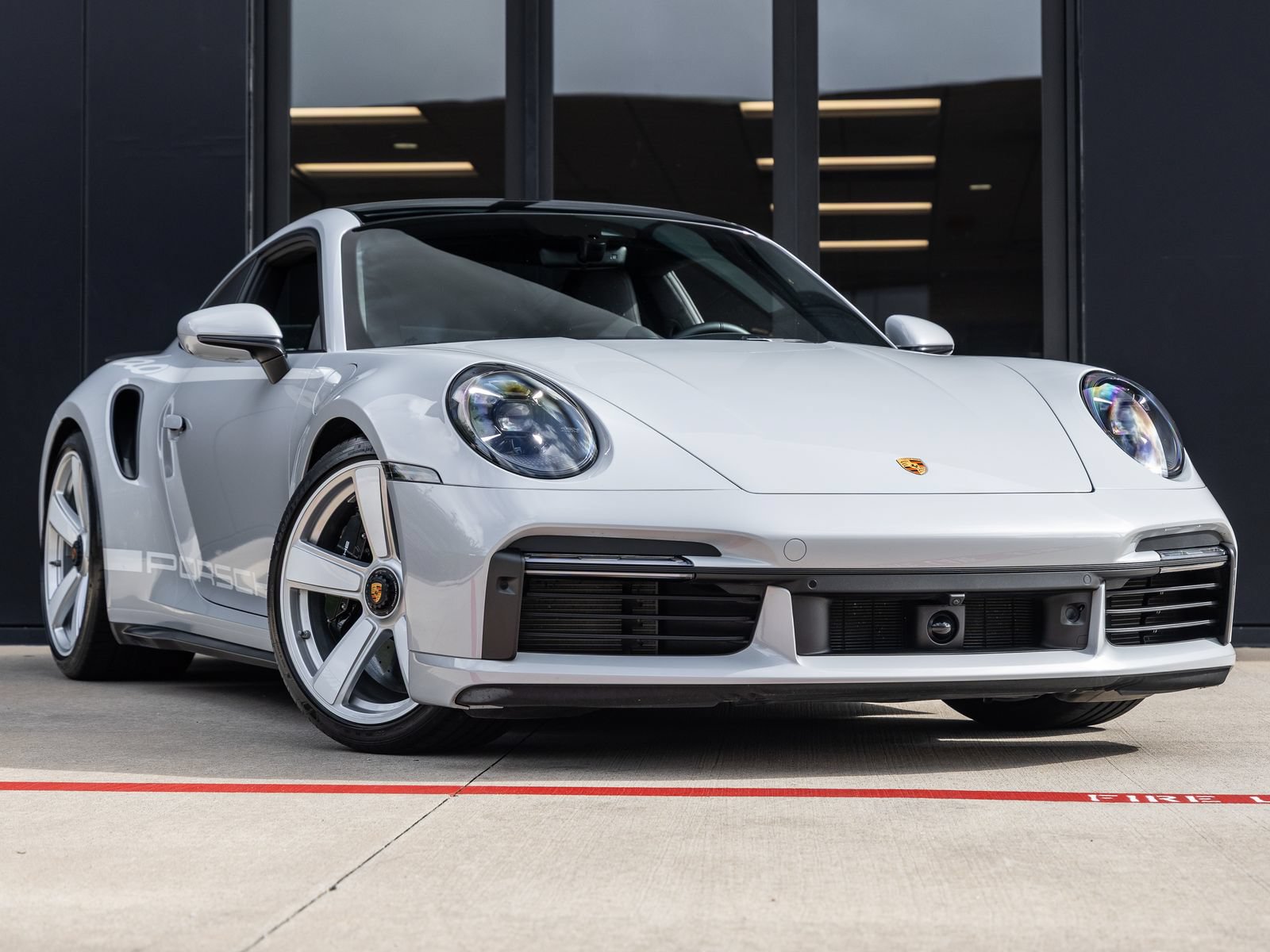 Certified 2025 Porsche 911 Turbo S AWD/4WD image 6