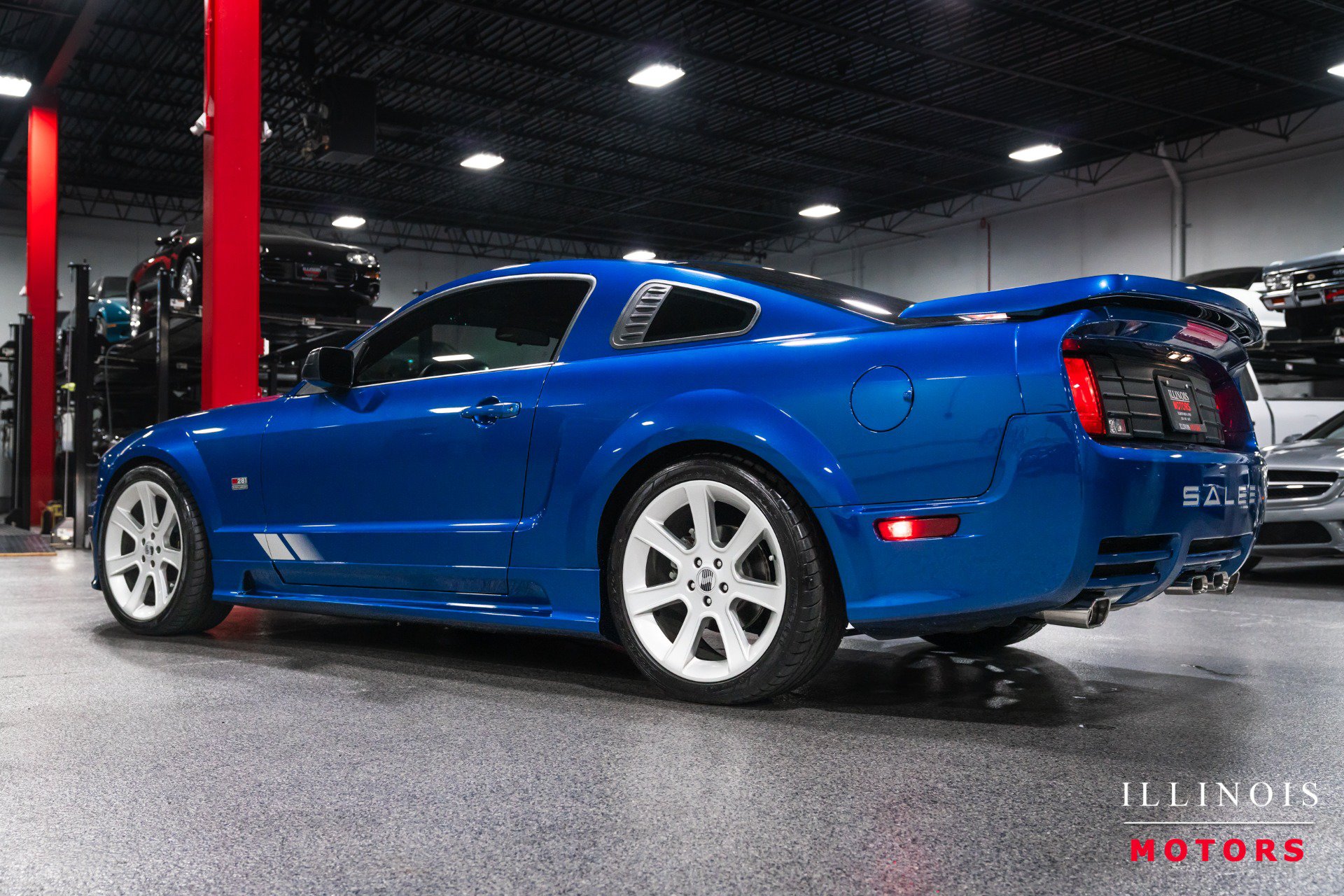Used 2006 Ford Mustang GT RWD image 3