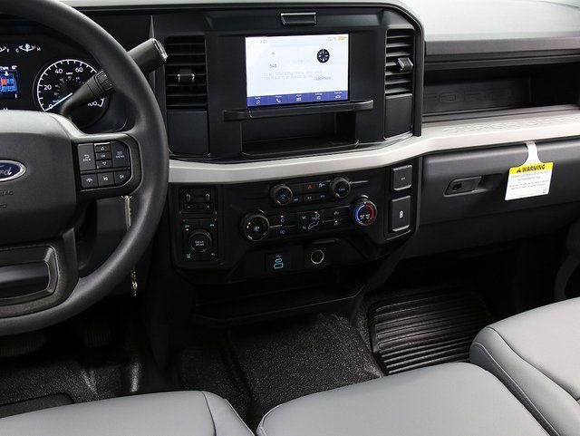 New 2026 Ford F250 XL w/ XL Chrome Package image 15