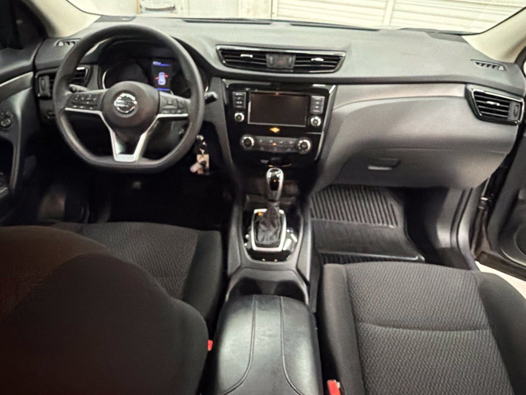 Used 2020 Nissan Rogue Sport S w/ Appearance Package FWD image 24