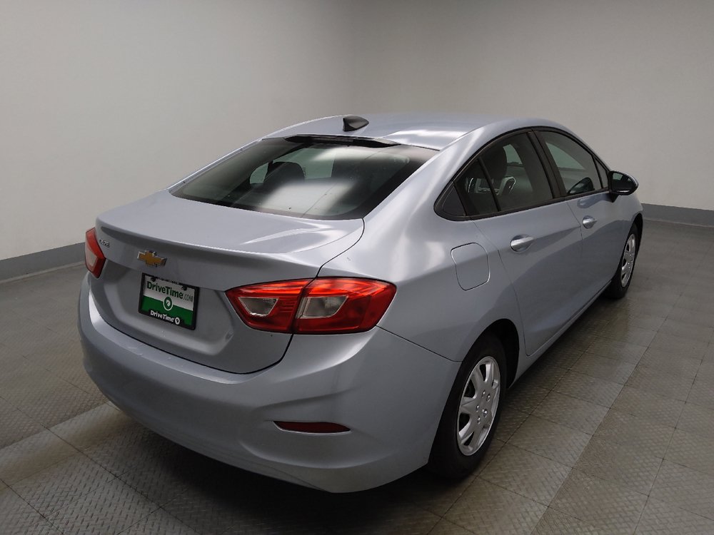 Used 2017 Chevrolet Cruze LS FWD image 9