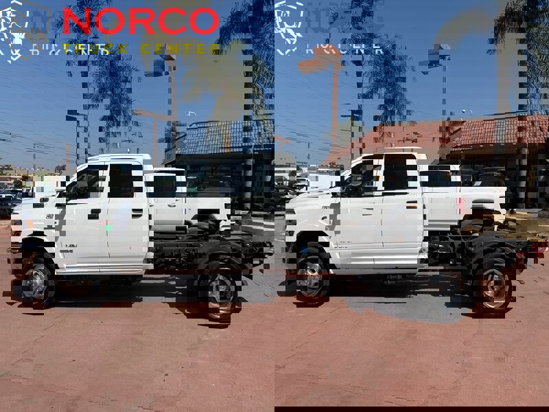 Used 2022 RAM 3500 Tradesman w/ Chrome Appearance Group image 5