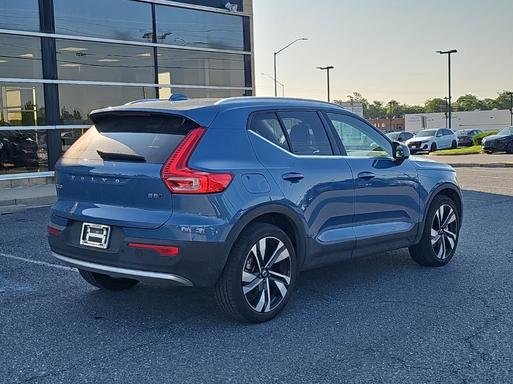 Used 2024 Volvo XC40 B5 Ultimate w/ Protection Package Premier AWD/4WD image 13