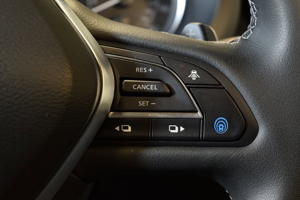 Certified 2025 INFINITI QX55 Luxe w/ Cargo Package image 18