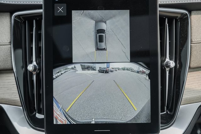 New 2026 Volvo XC90 T8 Plus w/ Protection Package Premier AWD/4WD image 40
