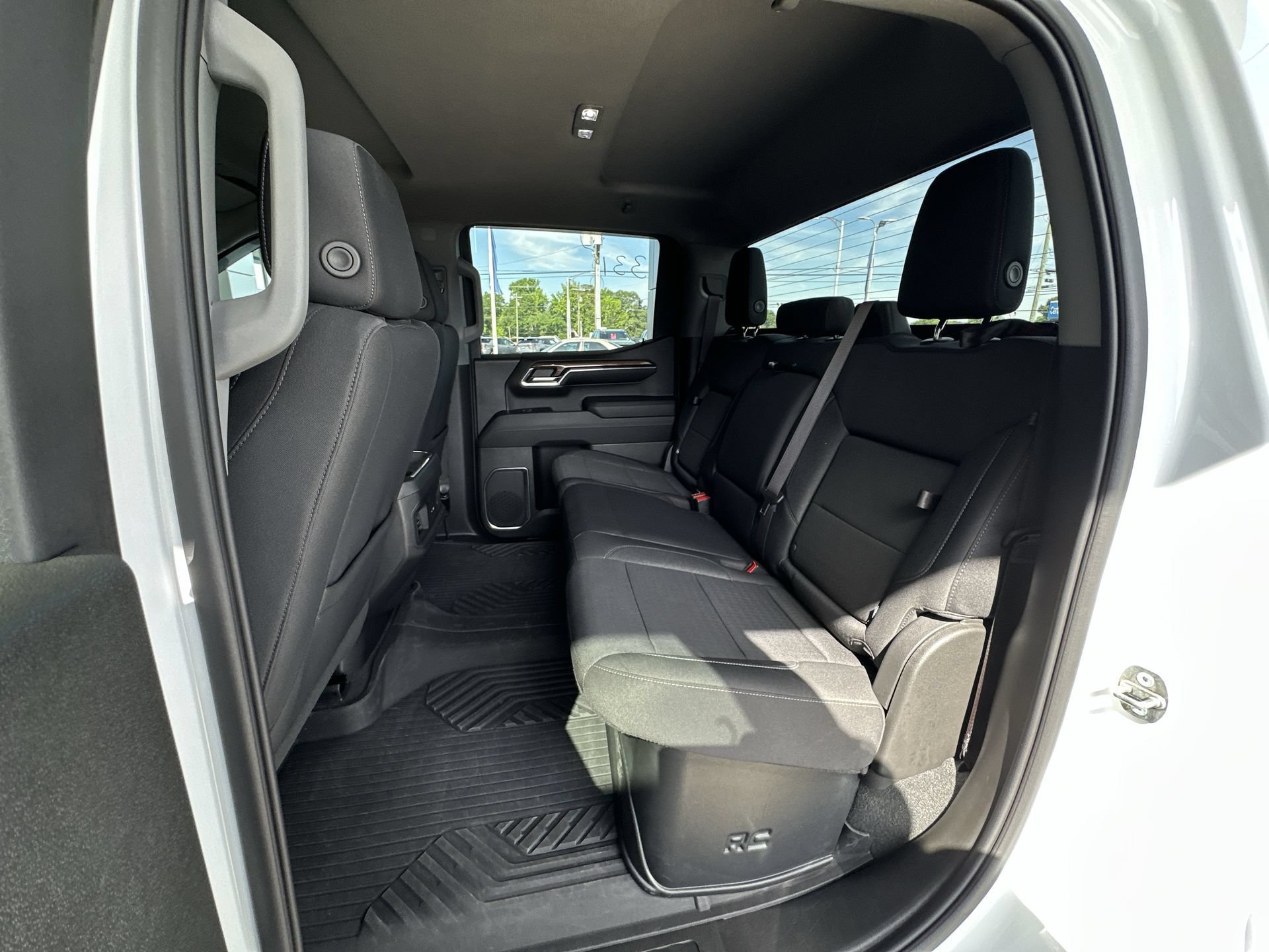 Used 2023 Chevrolet Silverado 1500 LT Trail Boss w/ Protection Package AWD/4WD image 25