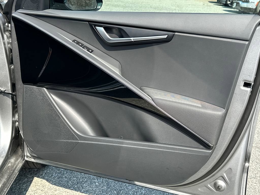 New 2026 Kia Niro Wind image 15