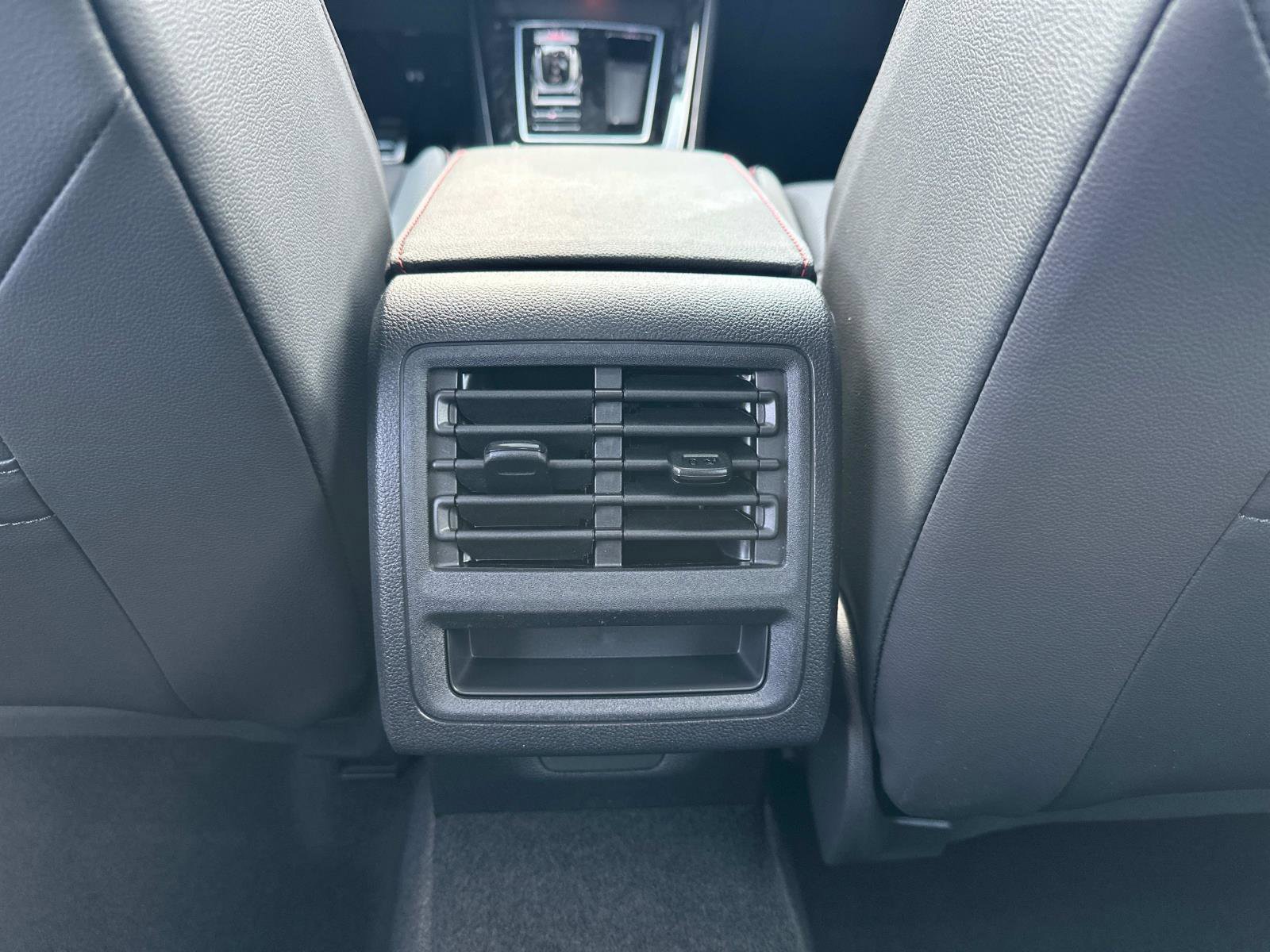 New 2025 Volkswagen GTI SE image 15