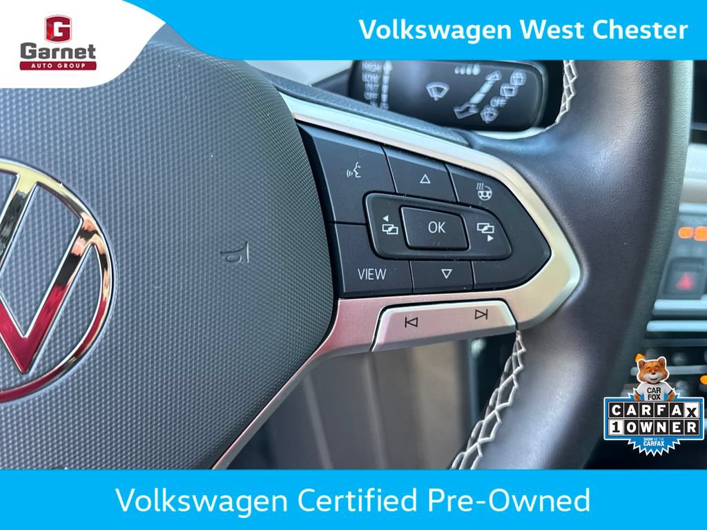 Certified 2025 Volkswagen Taos SEL AWD/4WD image 18