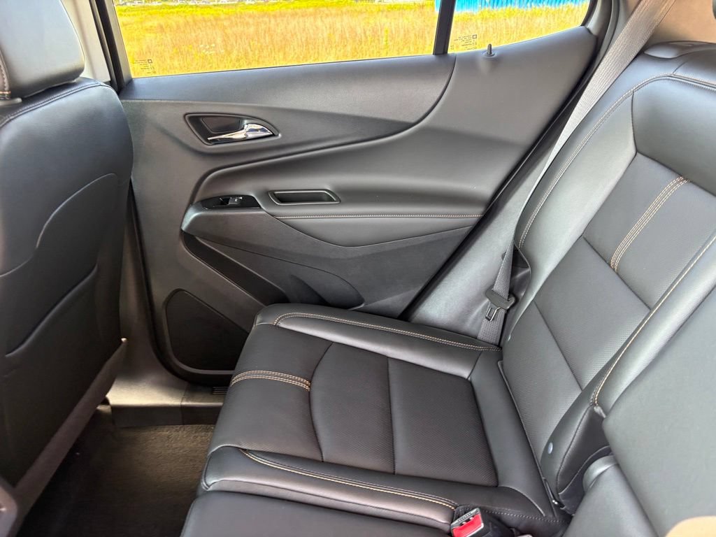Used 2023 Chevrolet Equinox Premier FWD image 45