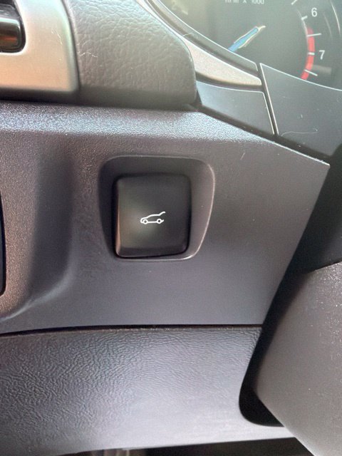 Used 2014 Ford Fusion SE w/ Equipment Group 202A FWD image 20