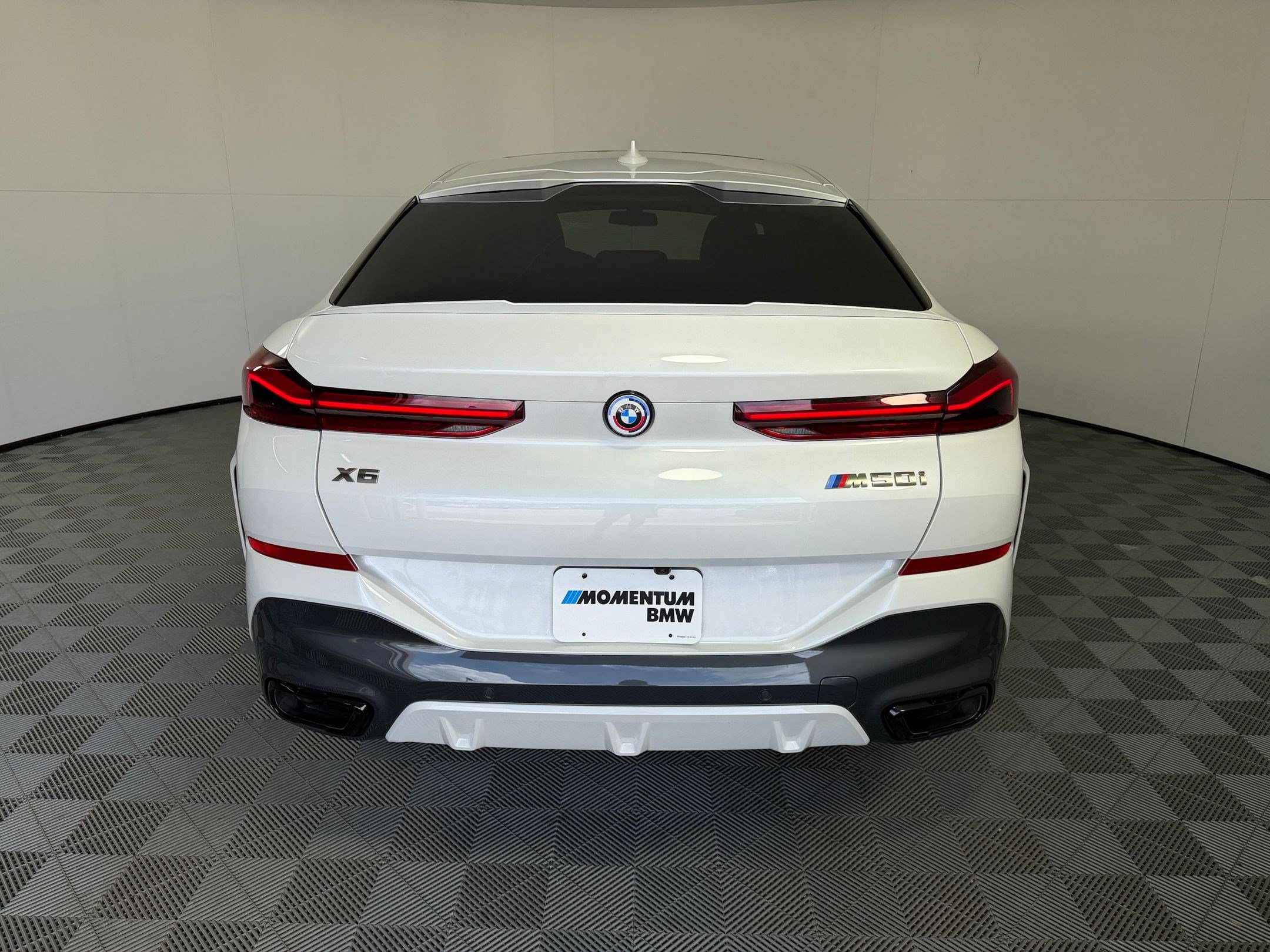 Certified 2023 BMW X6 M50i w/ Executive Package AWD/4WD image 10