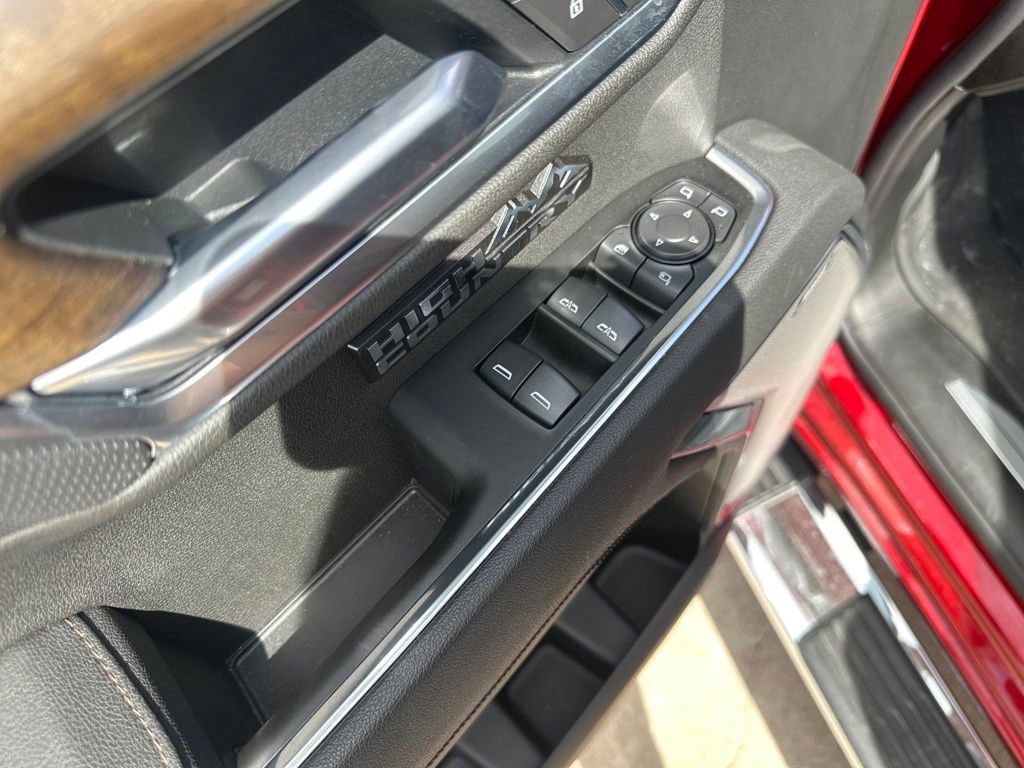 Used 2026 Chevrolet Silverado 1500 High Country w/ Technology Package image 13