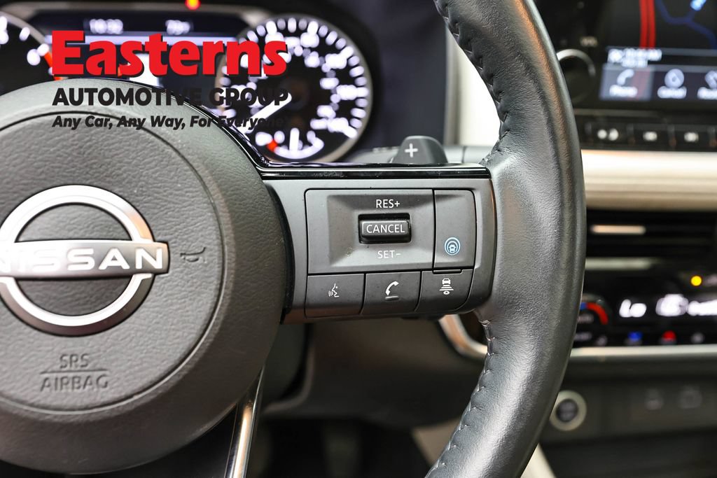 Used 2023 Nissan Rogue SL w/ SL Premium Package AWD/4WD image 16