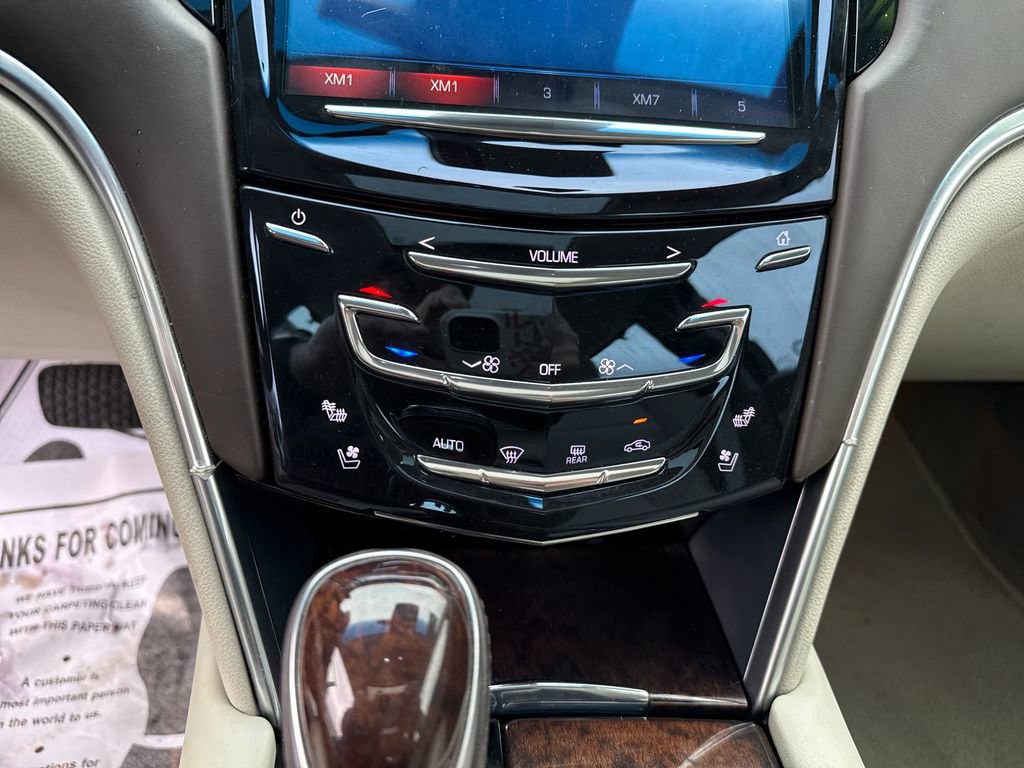 Used 2014 Cadillac XTS Platinum image 22