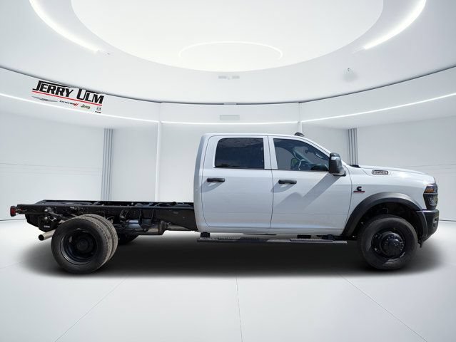 New 2027 RAM 4500 Tradesman AWD/4WD image 2