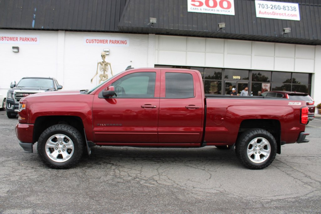 Used 2017 Chevrolet Silverado 1500 LT w/ All Star Edition AWD/4WD image 4