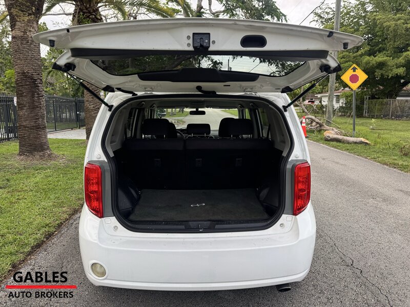 Used 2009 Scion xB FWD image 15
