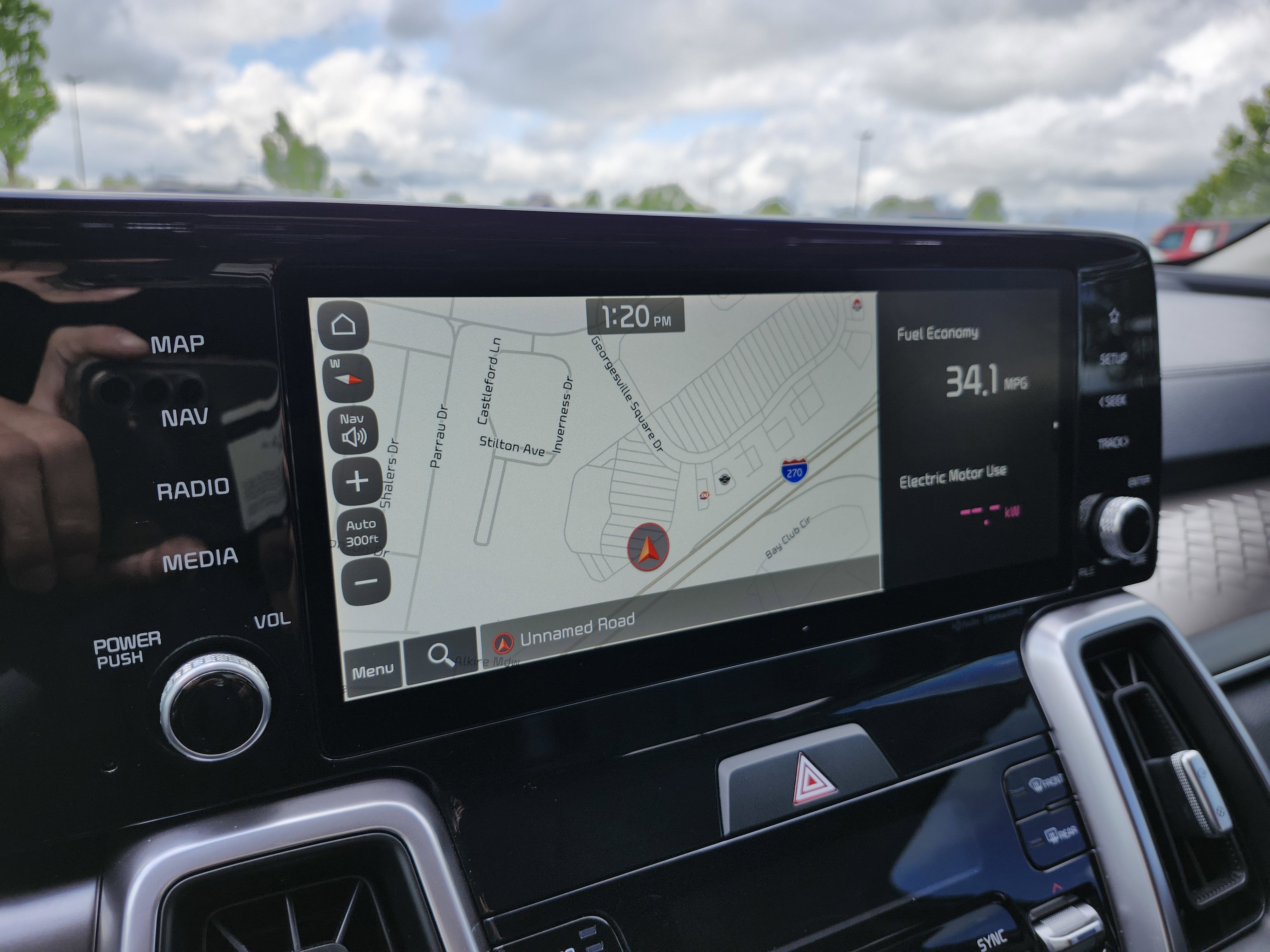 Used 2022 Kia Sorento S FWD image 4