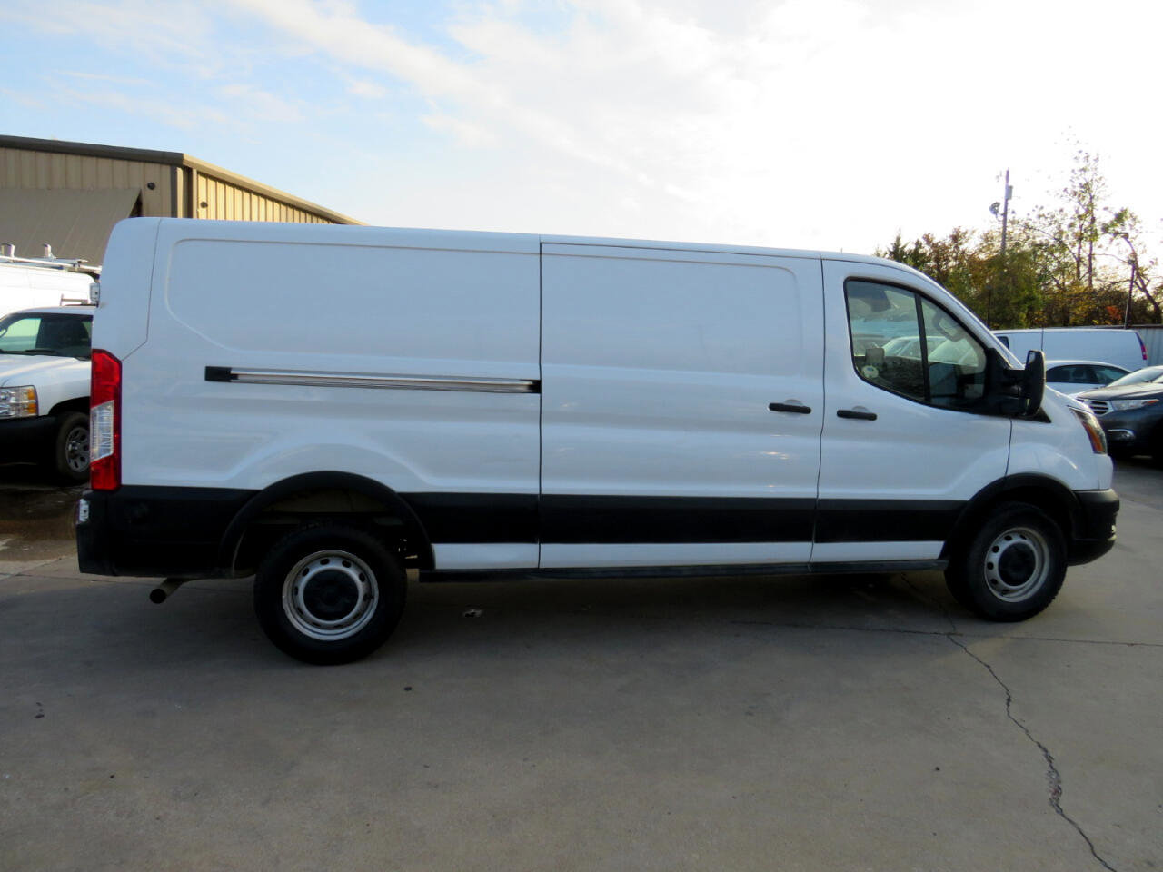 Used 2020 Ford Transit 250 Low Roof RWD image 32