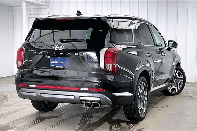 Certified 2025 Hyundai Palisade Limited AWD/4WD image 12