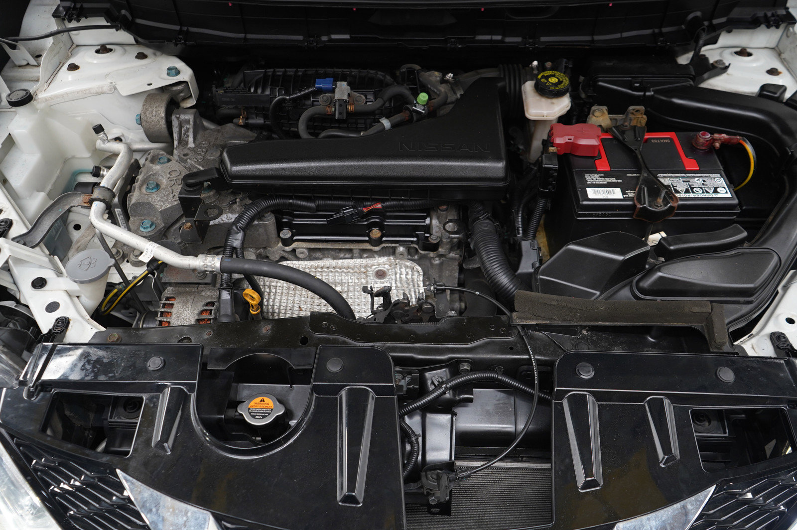 Used 2015 Nissan Rogue SV AWD/4WD image 30