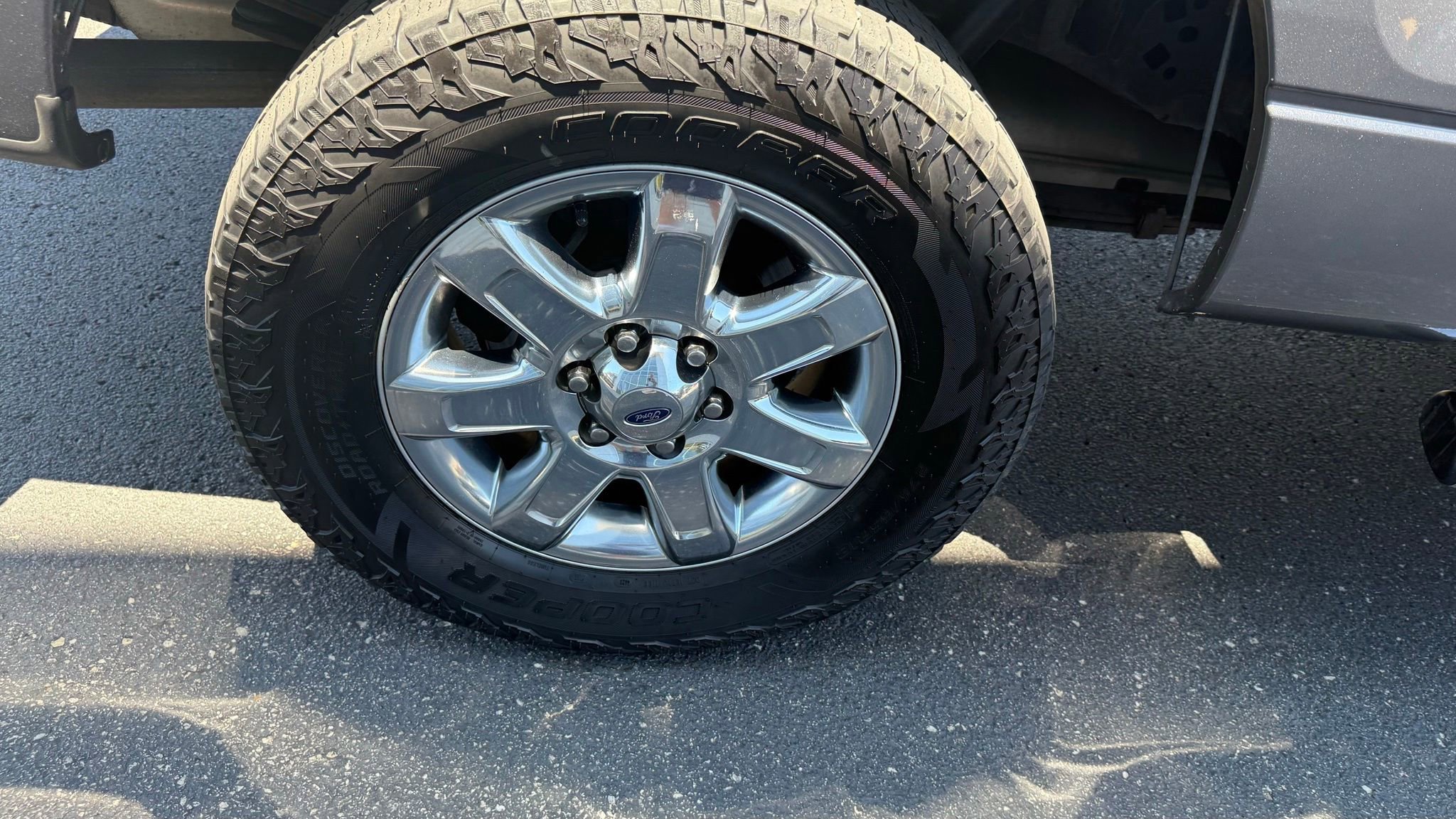 Used 2014 Ford F150 XLT w/ XLT Chrome Package AWD/4WD image 27