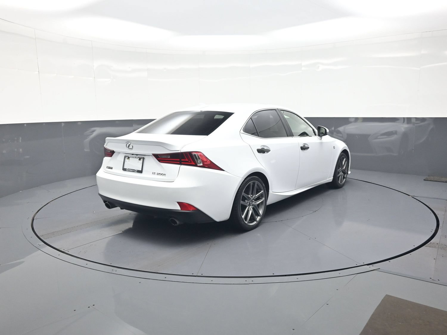 Used 2016 Lexus IS 200t RWD image 3
