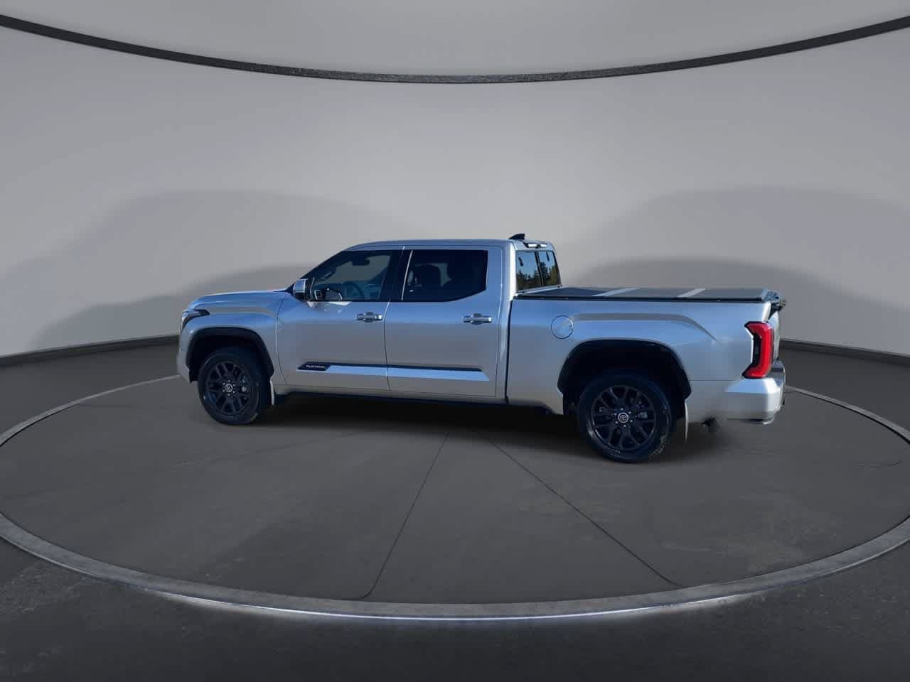 Used 2023 Toyota Tundra Platinum AWD/4WD image 7
