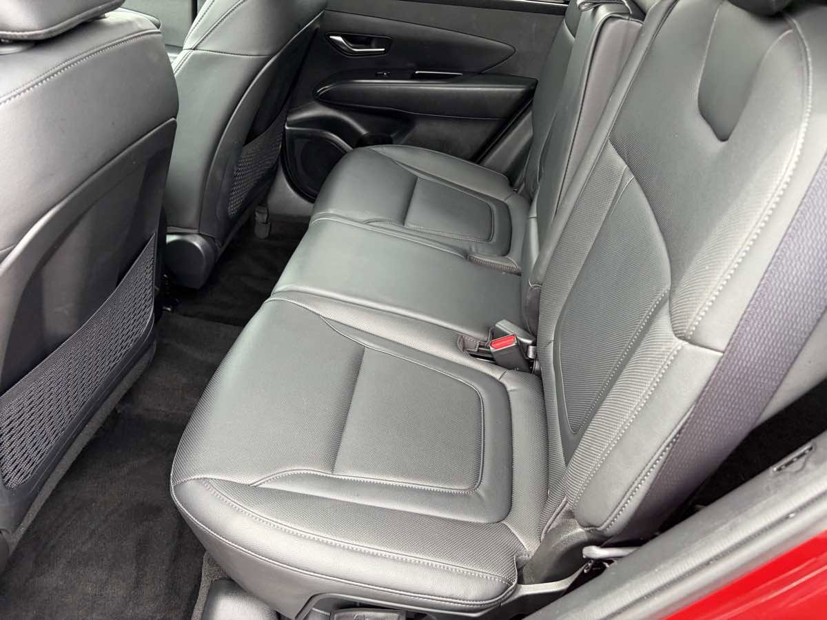 Used 2023 Hyundai Tucson SEL w/ Convenience Package AWD/4WD image 18