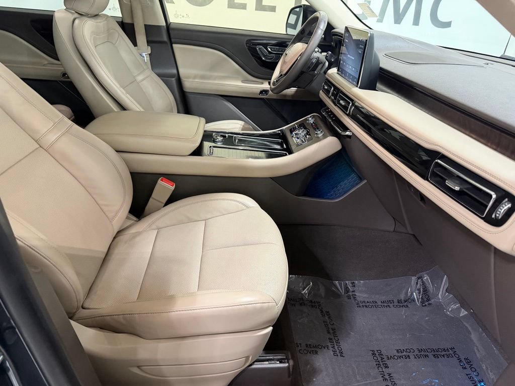 Used 2021 Lincoln Aviator Reserve w/ Elements Package Plus AWD/4WD image 31