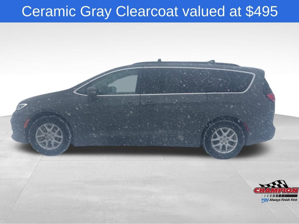 Used 2022 Chrysler Pacifica Touring-L video 2