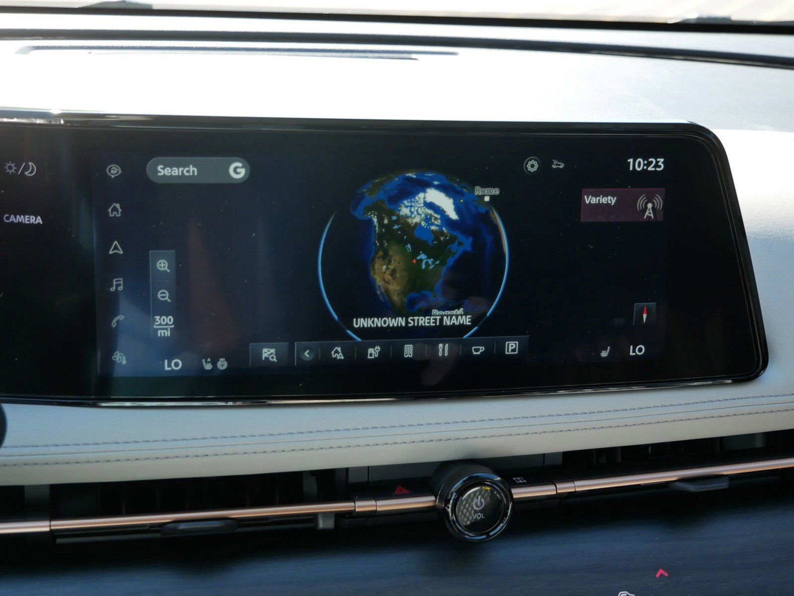Certified 2023 Nissan Ariya FWD image 23