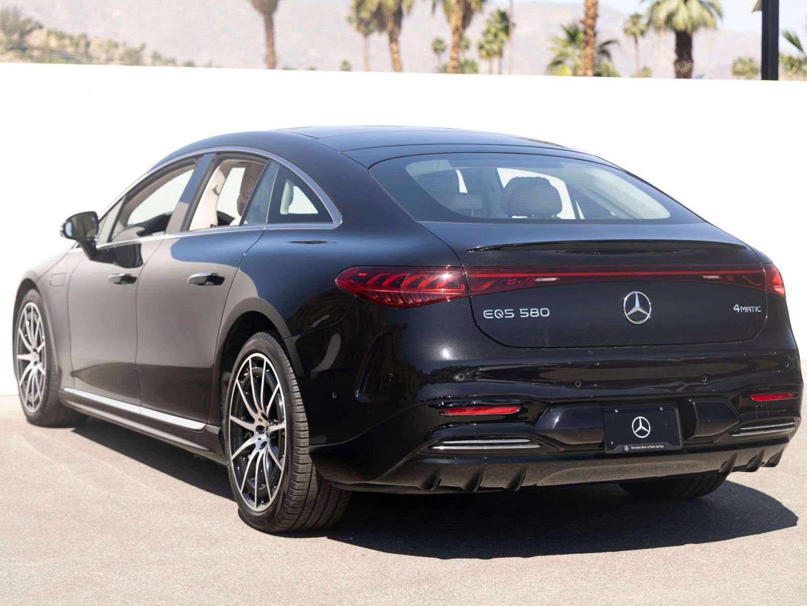 Used 2023 Mercedes-Benz EQS 580 4MATIC Sedan image 7