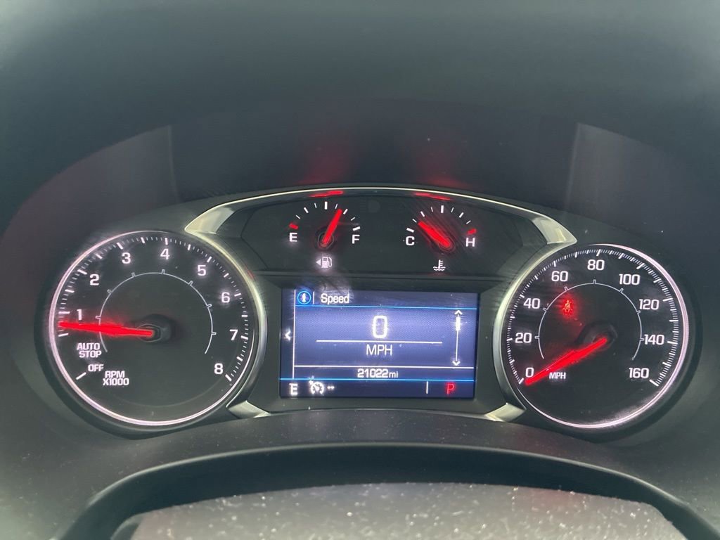 Used 2024 GMC Terrain SLE w/ Driver Convenience Package image 15