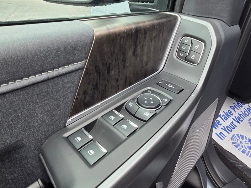 New 2026 Ford F250 Lariat w/ Black Appearance Package AWD/4WD image 29