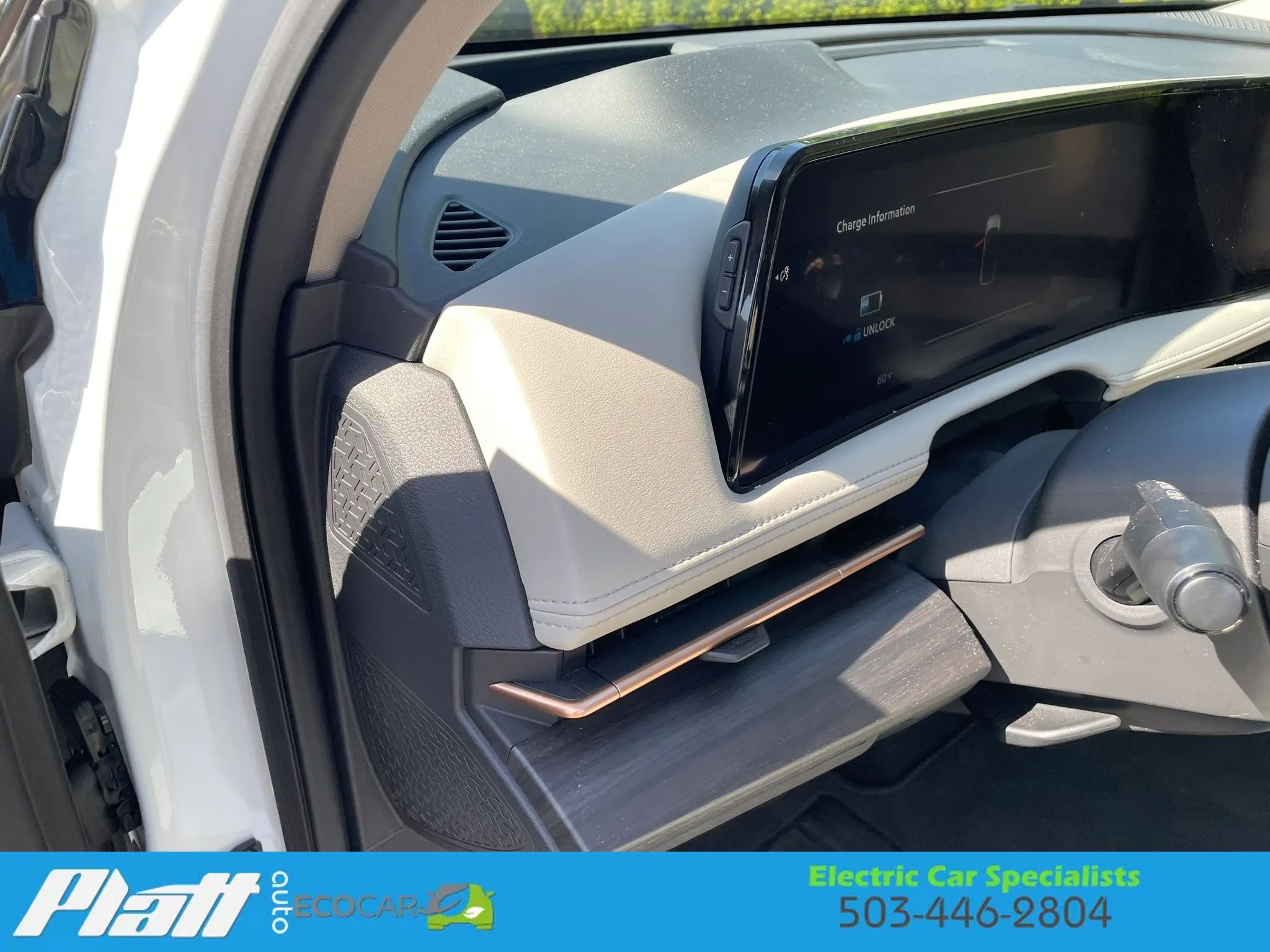 Used 2024 Nissan Ariya AWD image 22
