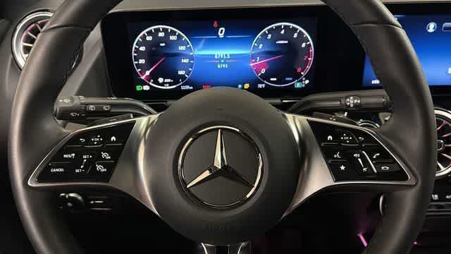 Used 2025 Mercedes-Benz GLA 250 4MATIC image 16