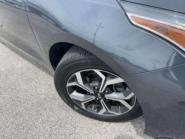 Used 2021 Kia Forte LXS FWD image 14
