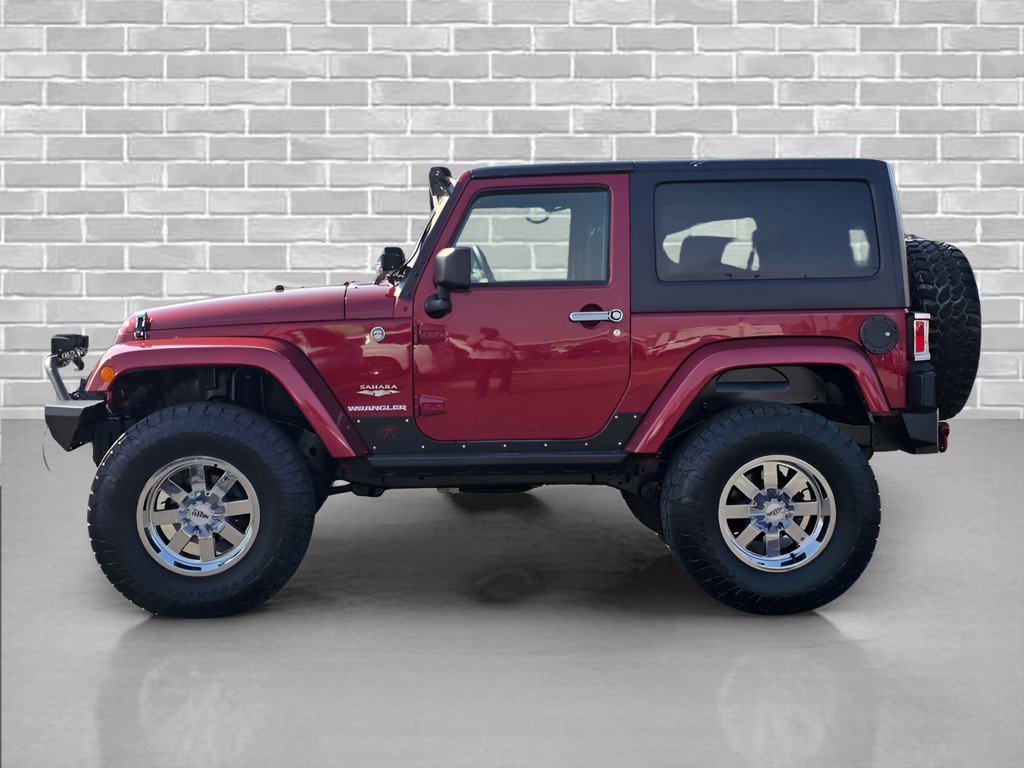 Used 2013 Jeep Wrangler Sahara w/ Connectivity Group AWD/4WD image 2